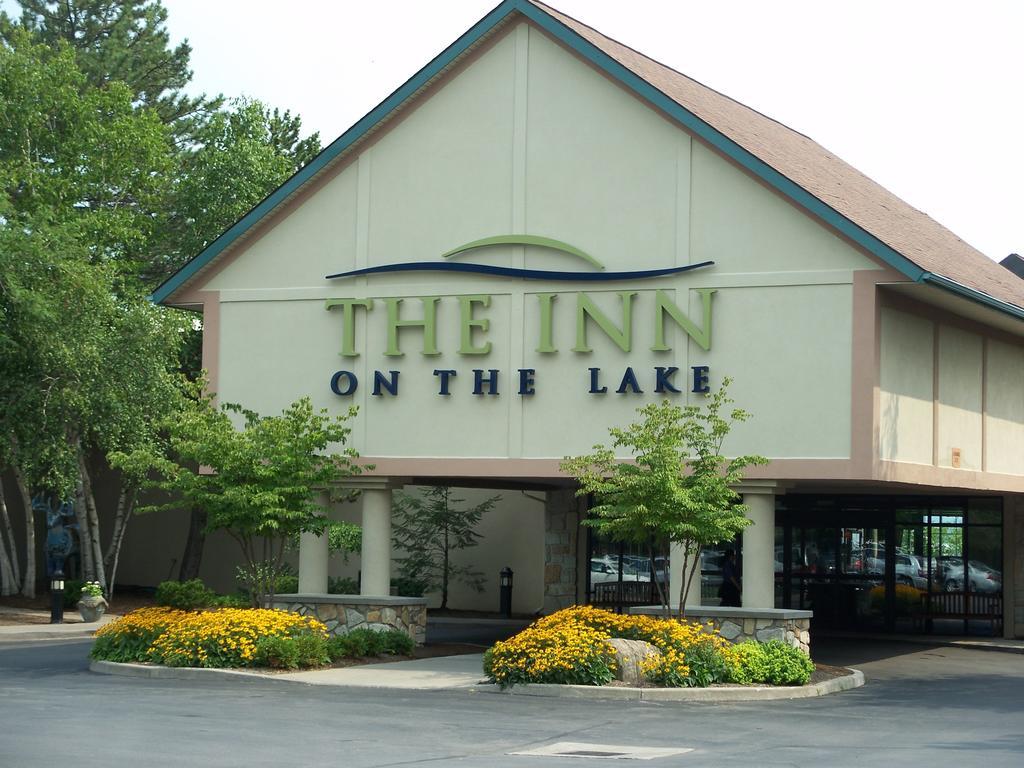 The Inn On The Lake Канандейґуа Екстер'єр фото